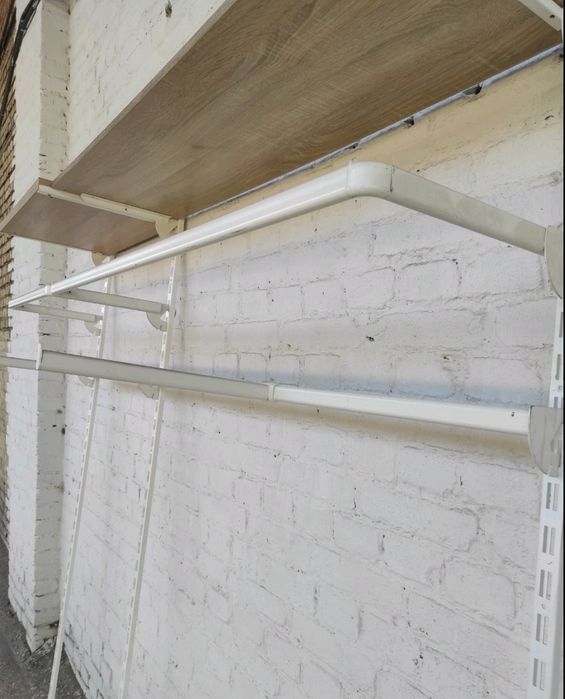 Обладнання для магазину одягу дешево оборудование для продажи одежды