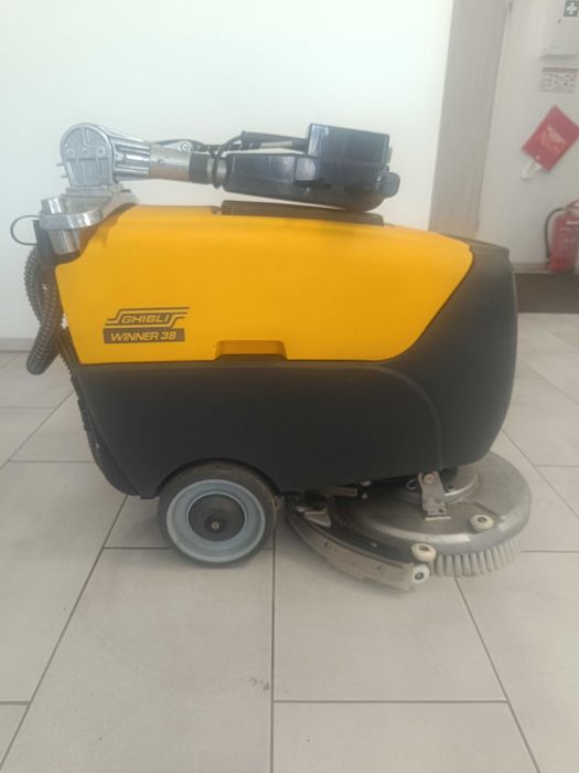 Szorowarka /maszyna czyszcząca Ghibli Winner 38 Sieciowa 230V