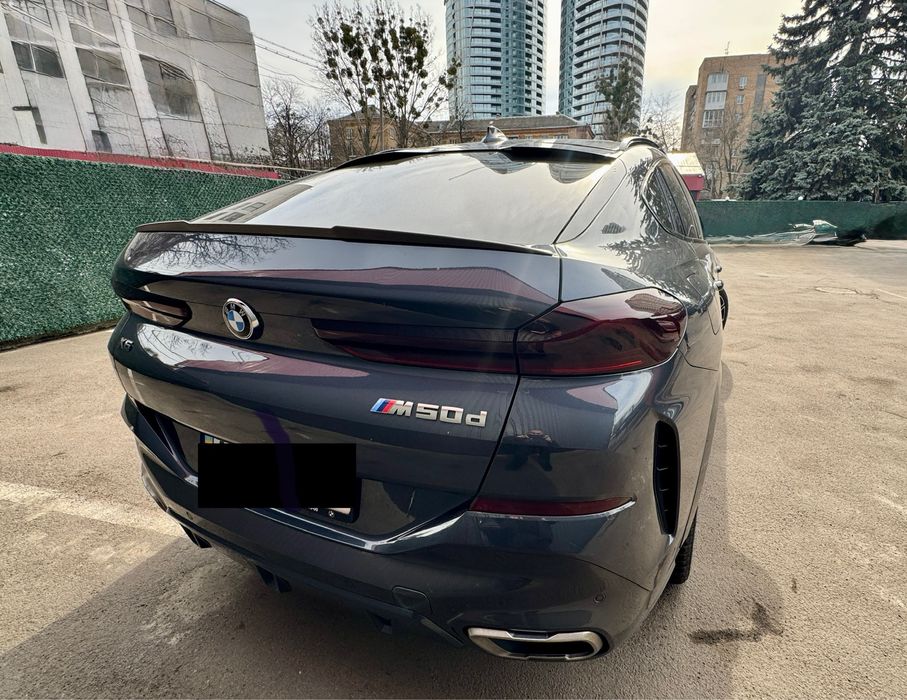 Автомобіль BMW X6 M50d M пакет