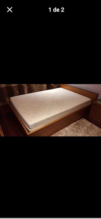 Cama em castanho