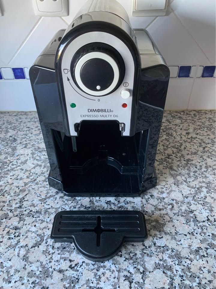 Máquina de Café Dimobilli D6 + manipulo Nespresso
