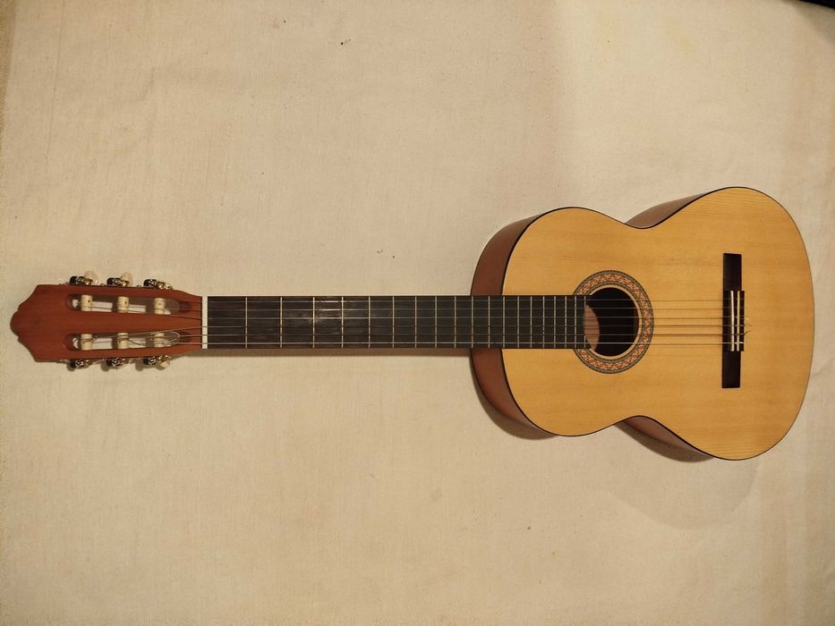 Guitarra acústica YAMAHA C30M