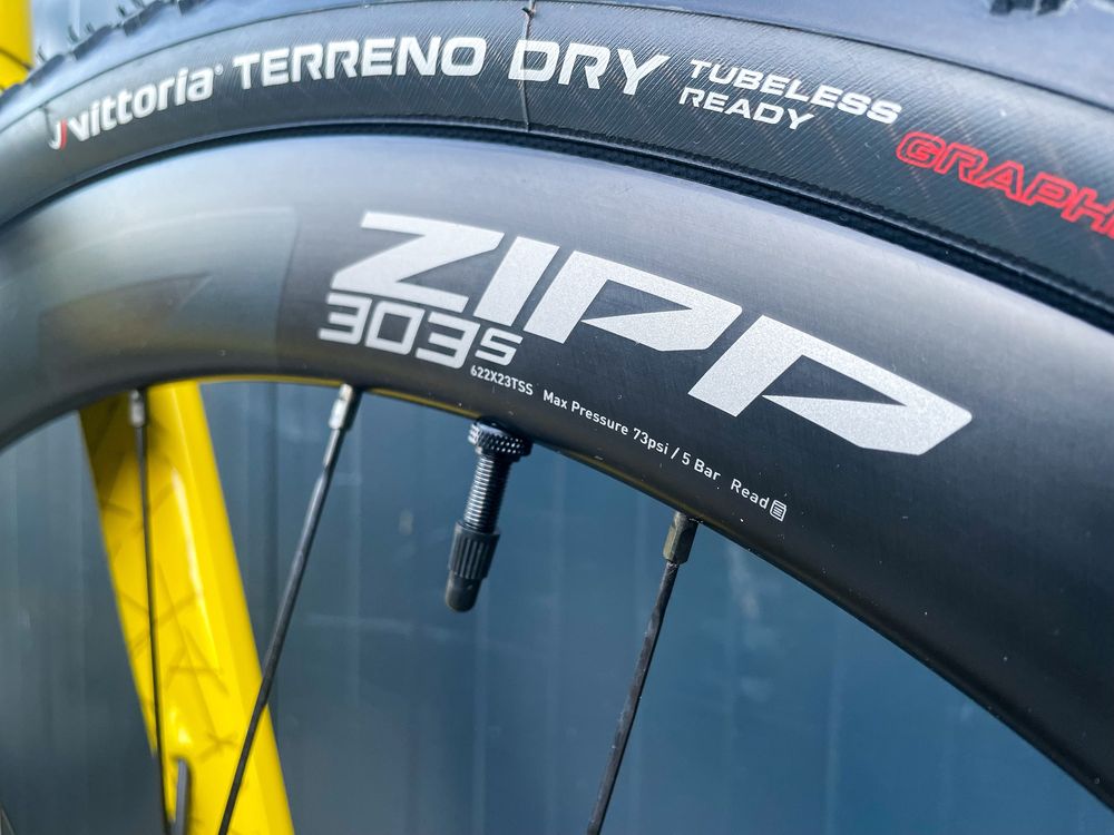 Nowy rower Aurum Manto 54 Zipp, Sram Force AXS, Zipp 303s, Gravel
