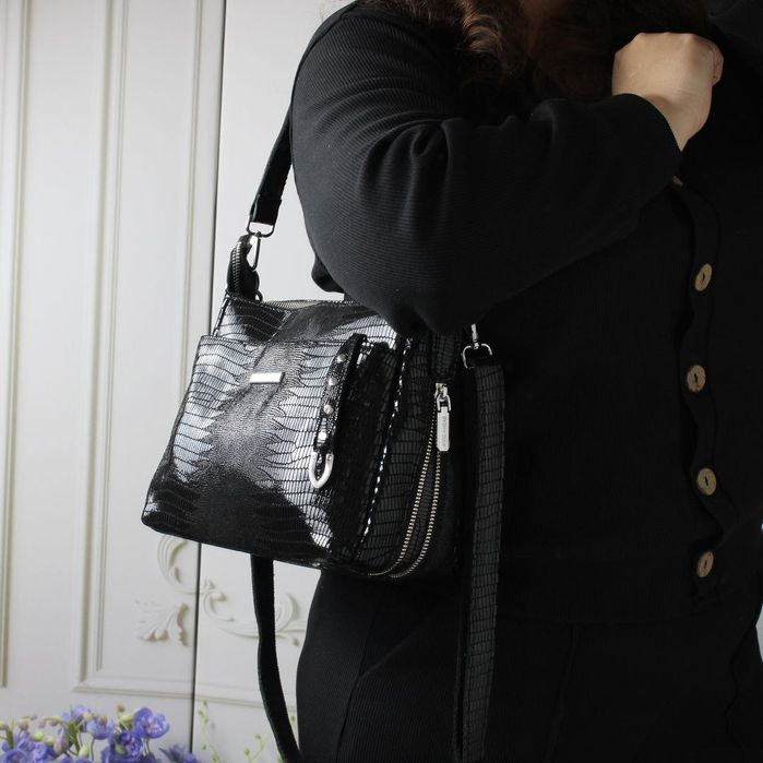 Неймовірна жіноча сумка із лазерної натуральної шкіри