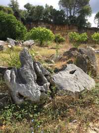 Pedras rusticas e cantarias