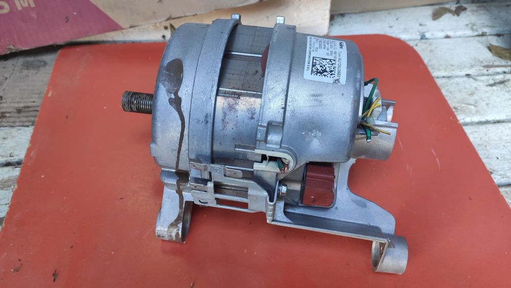 Мотор для пральної машини Electrolux, Zanussi WU126U35E01 (1552364000)