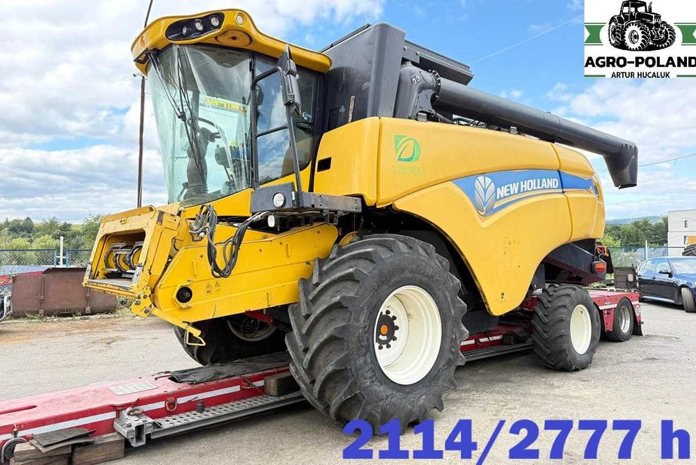 Комбайн NEW HOLLAND CX 6080 - 2114/2777 м/г - 2014рік + VARIFEED 6,09M