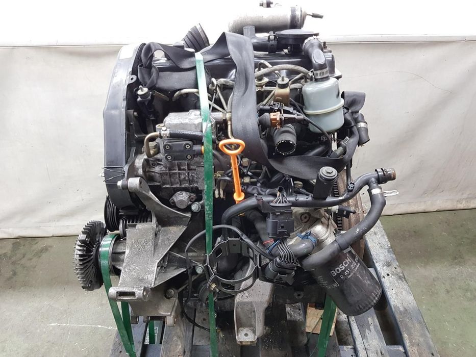 MOTOR COMPLETO AUDI A4 BERLINA B5 REF. AHH