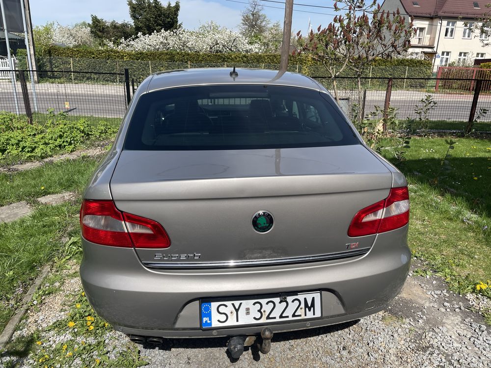 Skoda superb 2 2010r