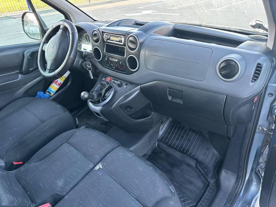 Сітроен берлінго Citroen Berlingo пасажир, Peugeot partner