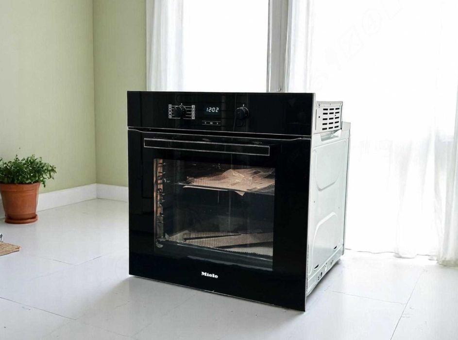 Нова духова шафа Miele H 2860-2B Black духовка