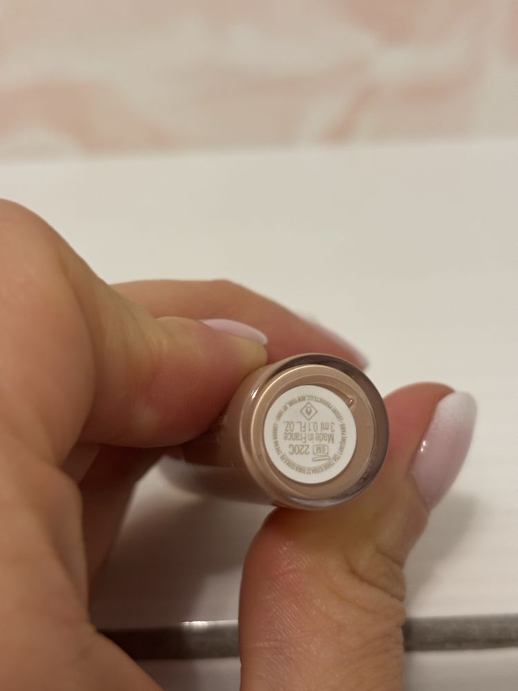 Korektor 220C Lancome