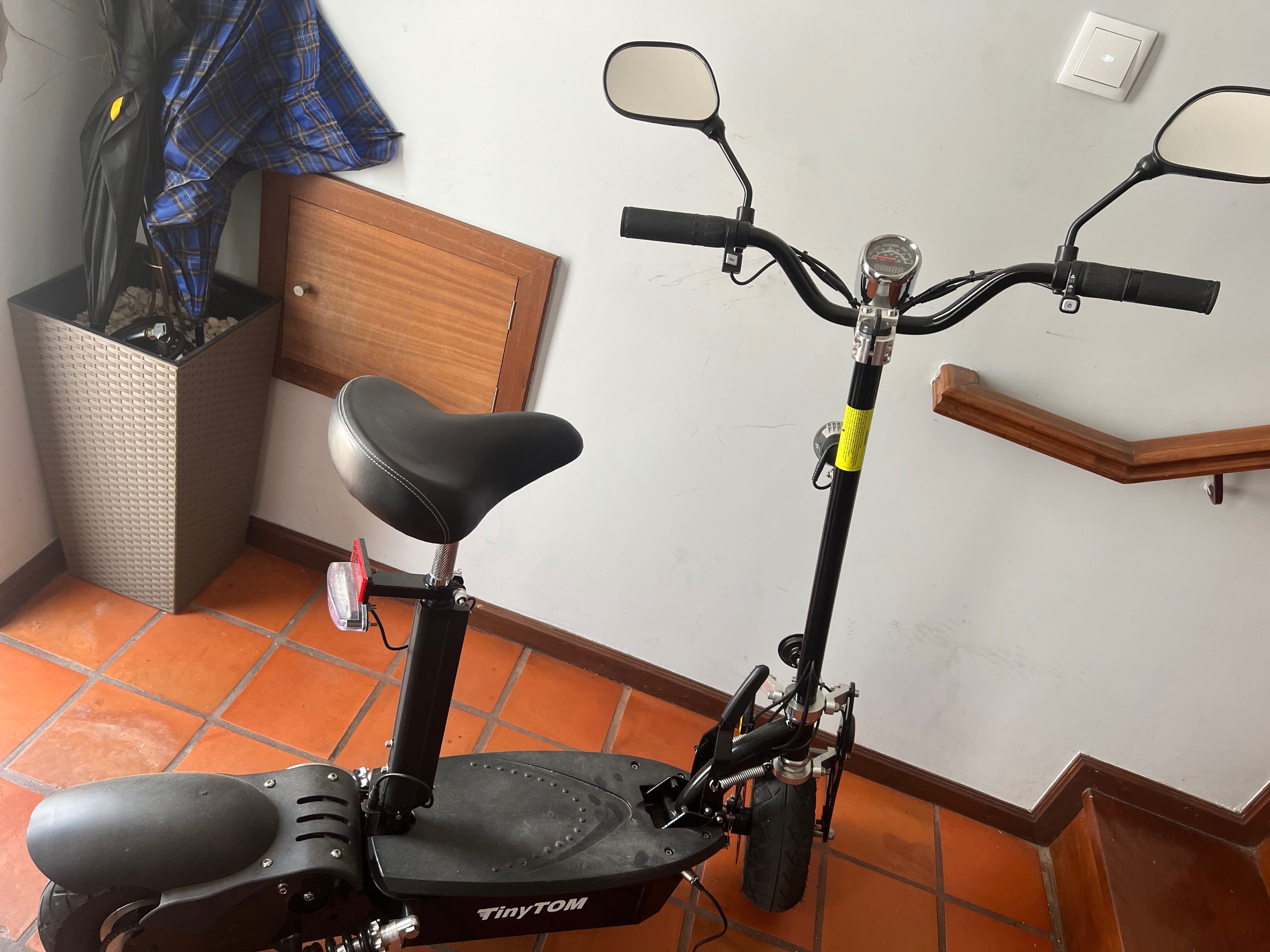 Trotinete Elétrica Tinytom - 1000W  e Carregador Incluídos
