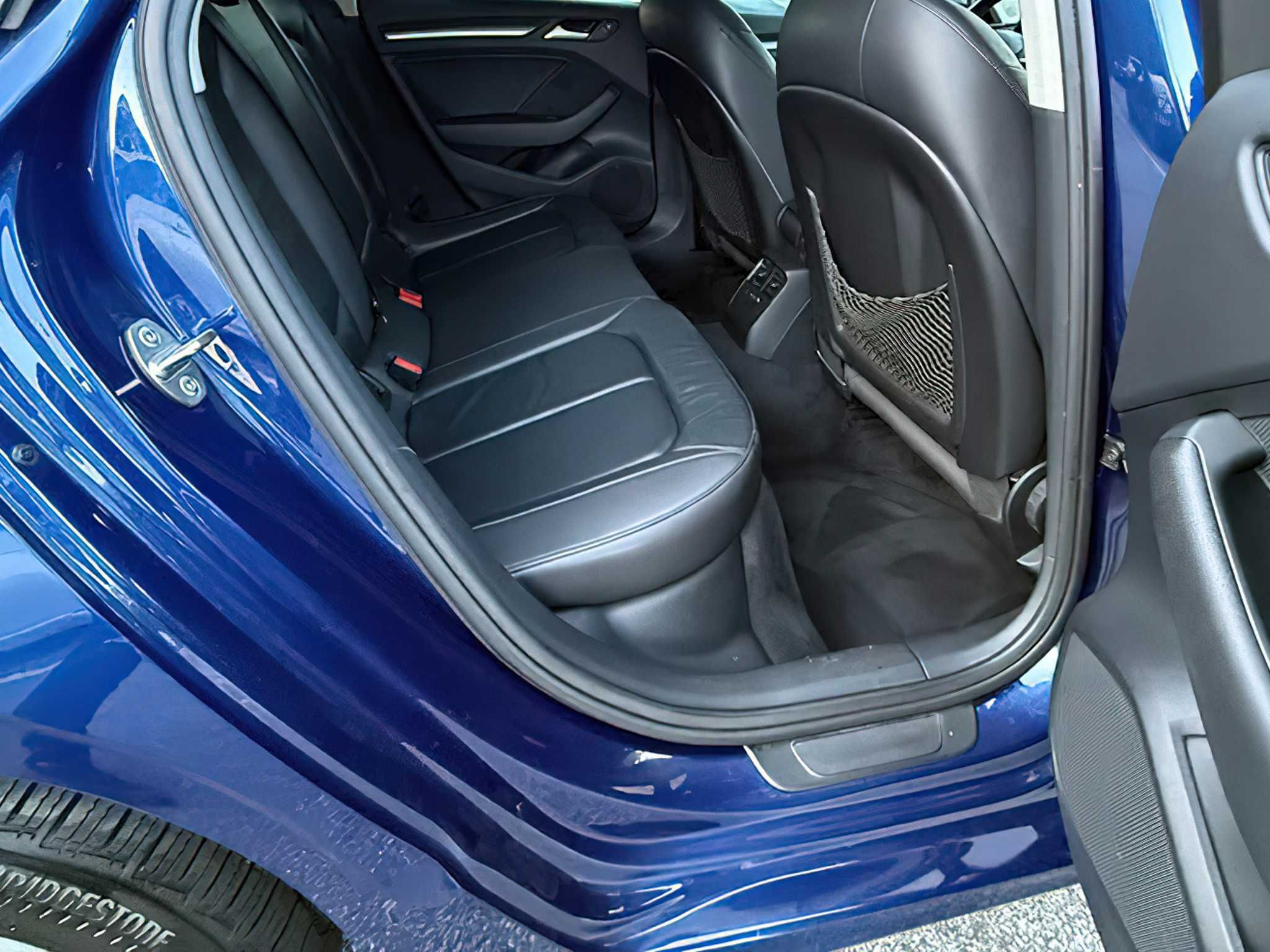 Audi A3      2015