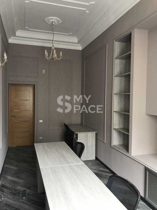 3к.кв під офіс комерція бізнес центр Метро "Площа Українських Героїв"