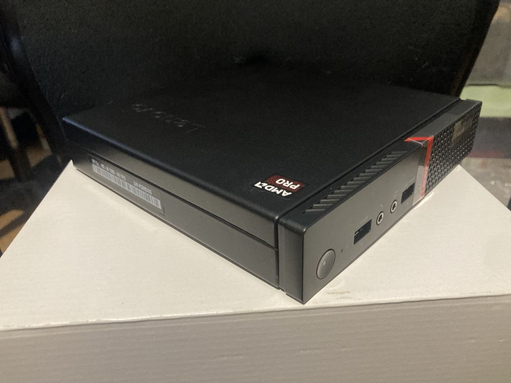 Lenovo Thinkcenter M715q (AMD - 35W) mini PC