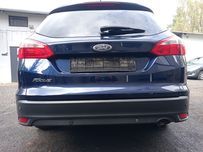 Ford Focus MK3 kombi 10-14 - Zderzak tył tylny IB kpl. PDC