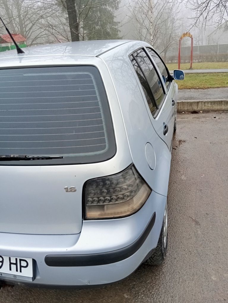 Volkswagen golf 4