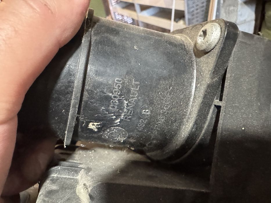 Корпус фільтра Clio 3 датчик воздуха воздухомер