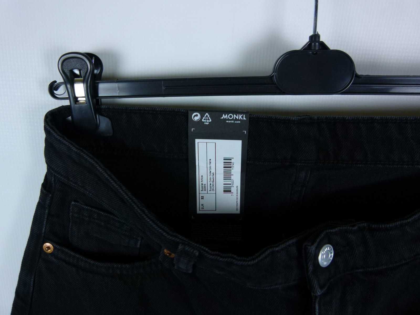 Monki - Micki Jeans Relaxed Fit / 32 z metką