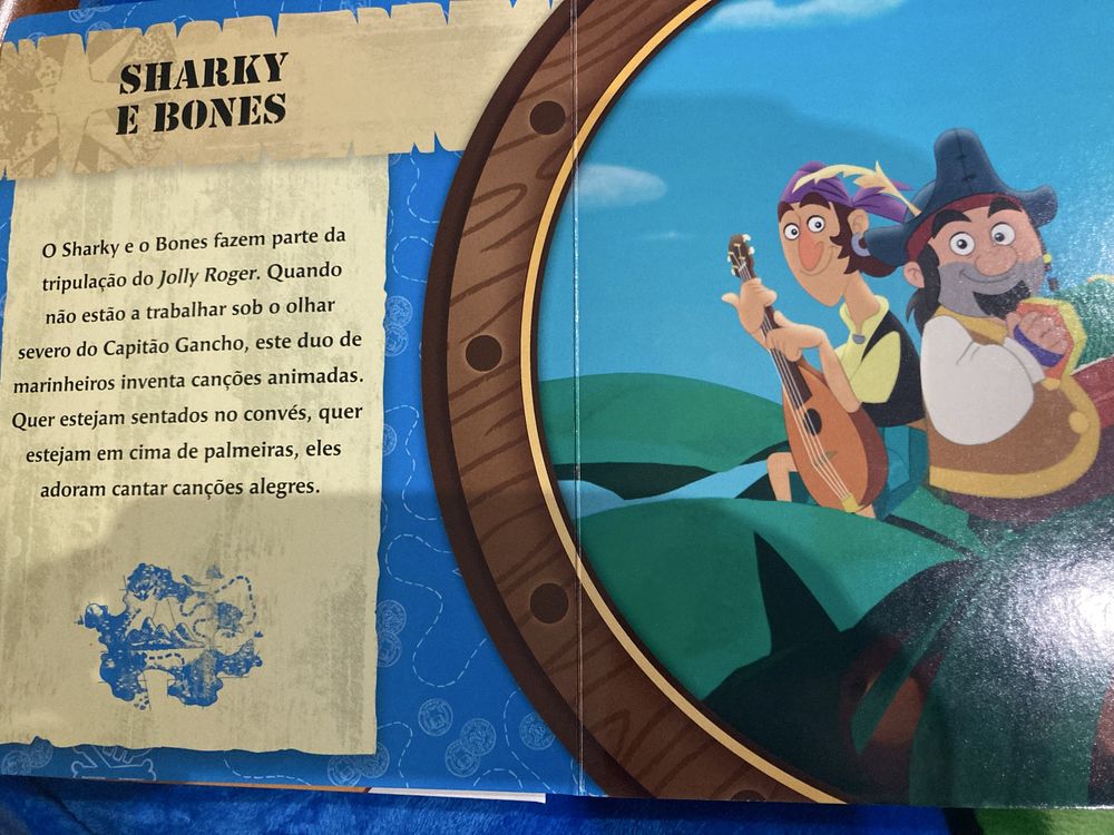 Livro com figuras jake da terra do nunca