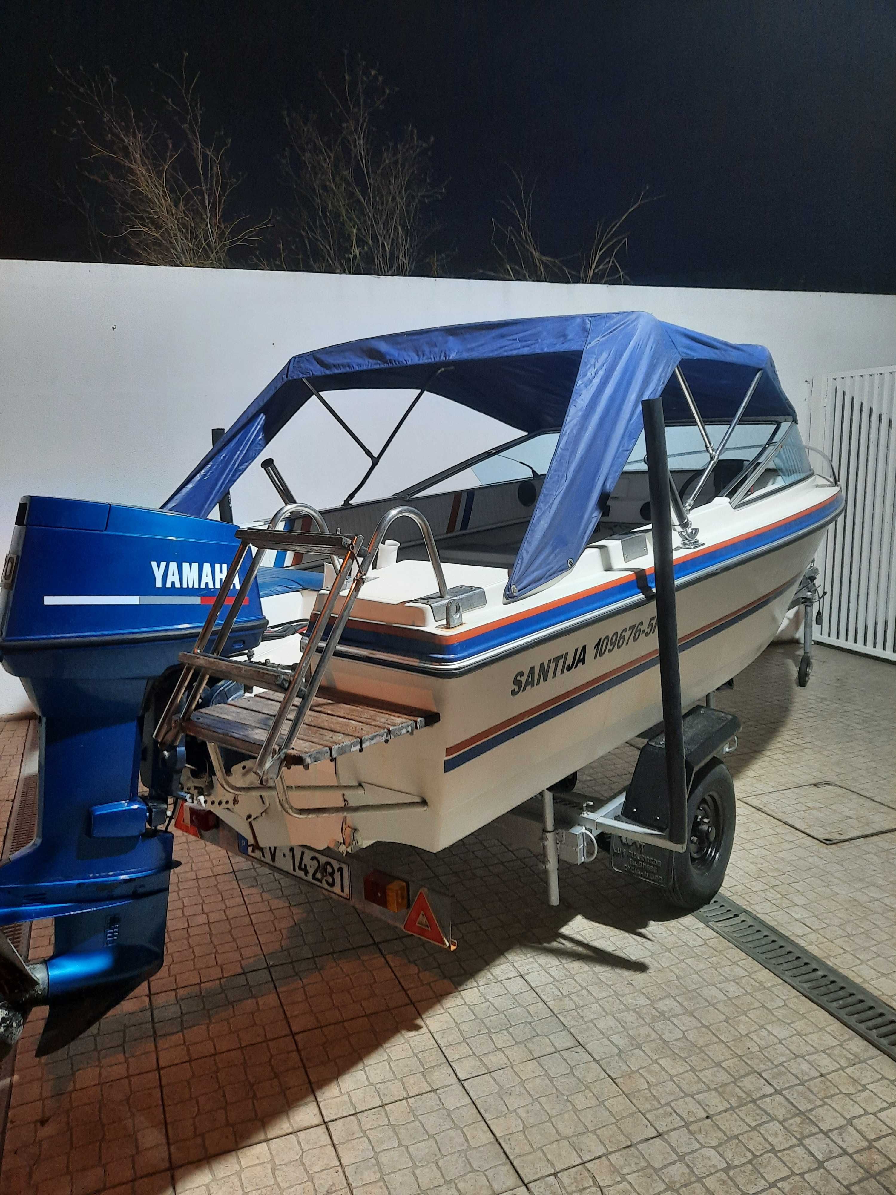 Barco Argos com Yamaha 70 hp