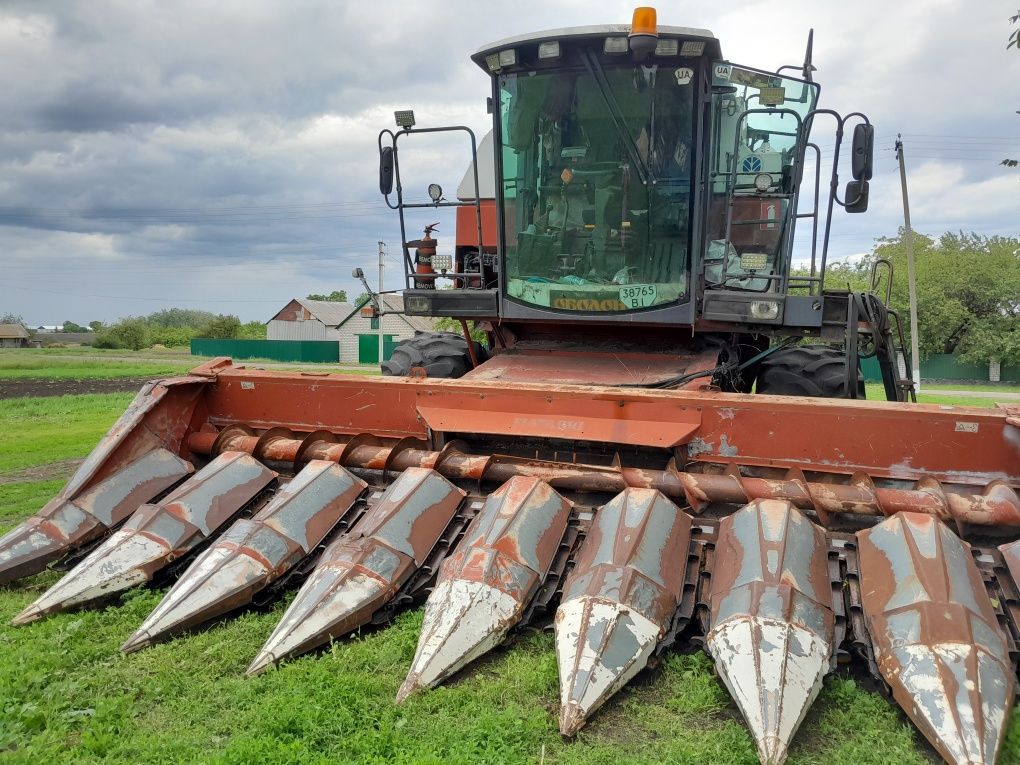 Продам комбайн New Holland L624