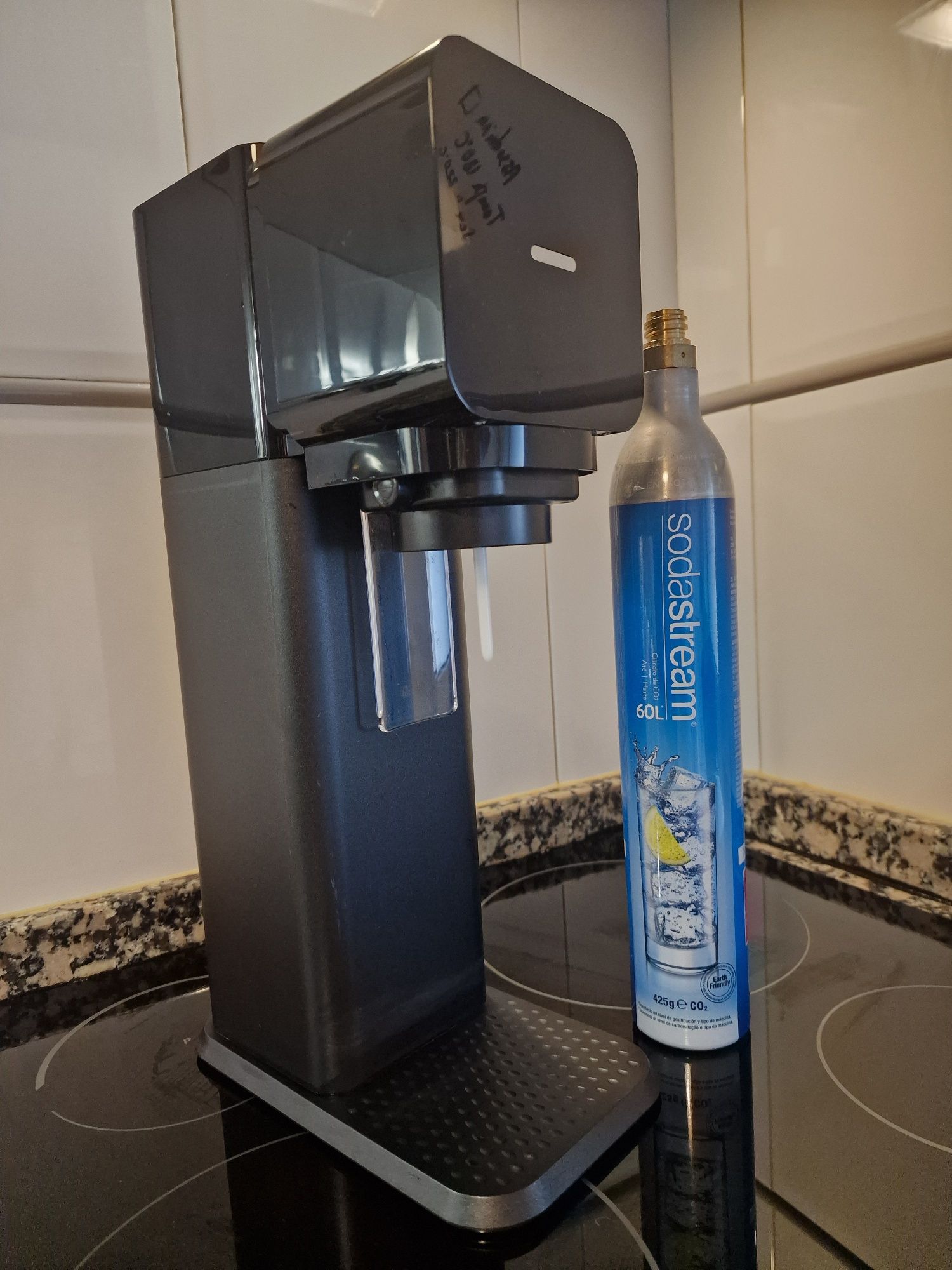 Sodastream gaseifica bebidas em casa!!