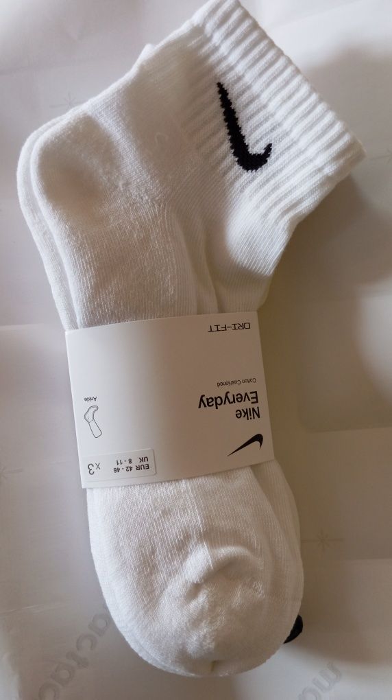 Носки  Nike Everyday Lightweight тонкие   оригинал SX7676-100 .