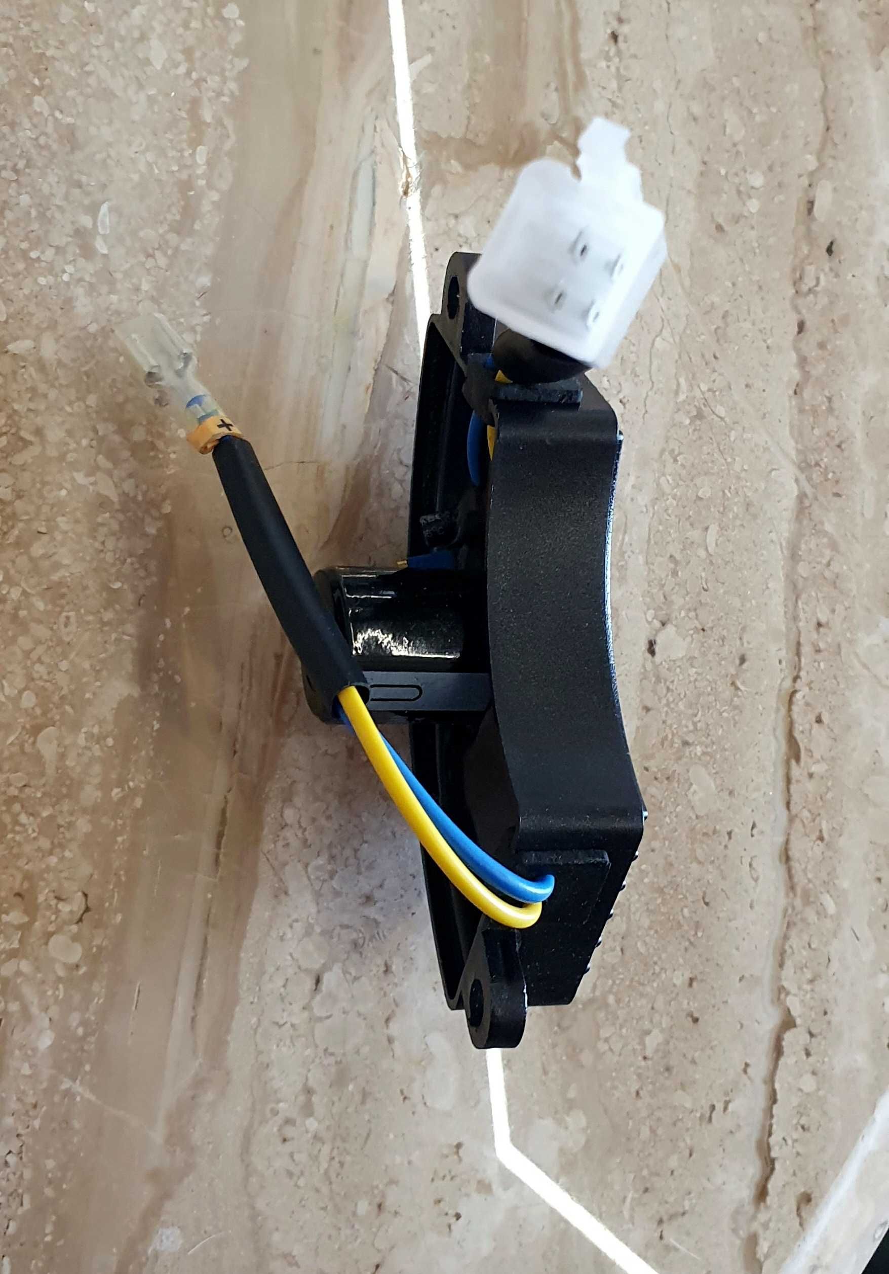 AVR регулятор напруги генератора 2- 4 кВт. 220v - 330 mF.