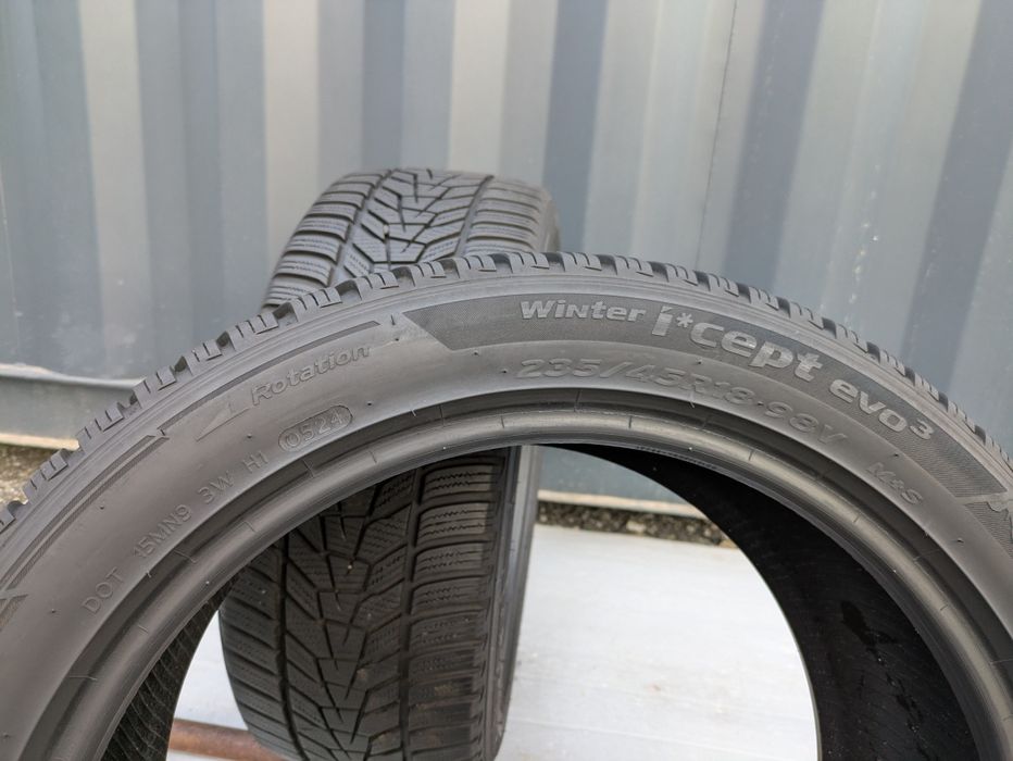 235/45R18 Hankoook WinterIcept Evo 3 Zima