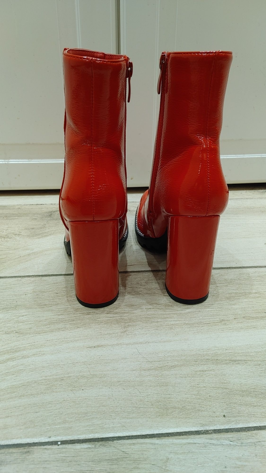 Buty botki Day-vine rozmiar 37 czerwone