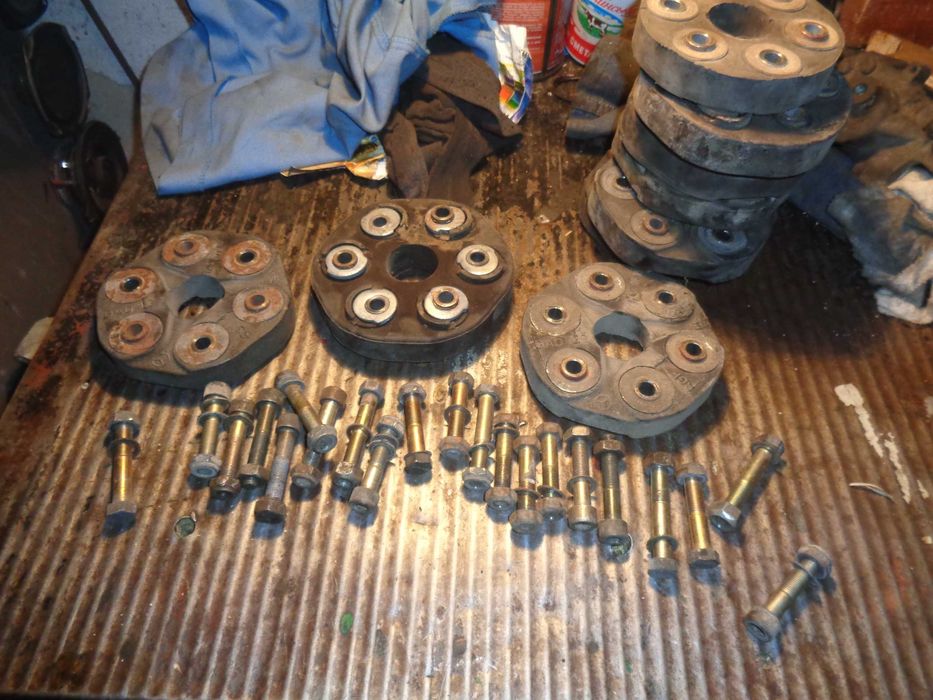 Болт кріплення ціна за 1 шт довжина 65мм