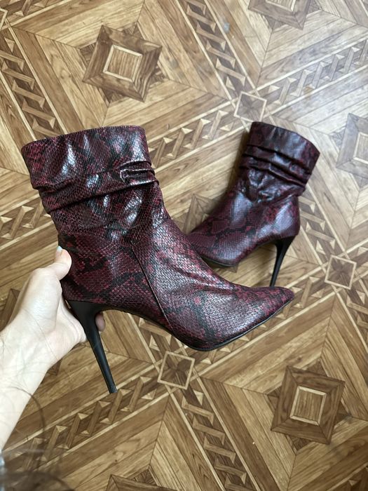 Ботильоны змеиный принт ботильйони зміїний принт червоні 36 37