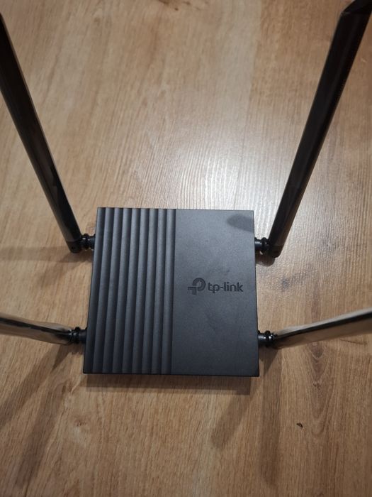 Router TP-Link Archer C64 + akcesoria (kablowanie, splitter)