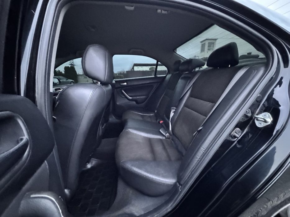 Honda Accord 2008 року 2 л бензин/автомат