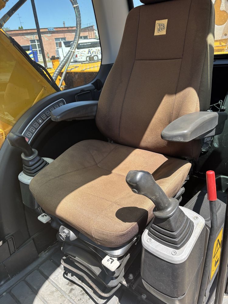 Екскаватор JCB JS240 2011р.в.