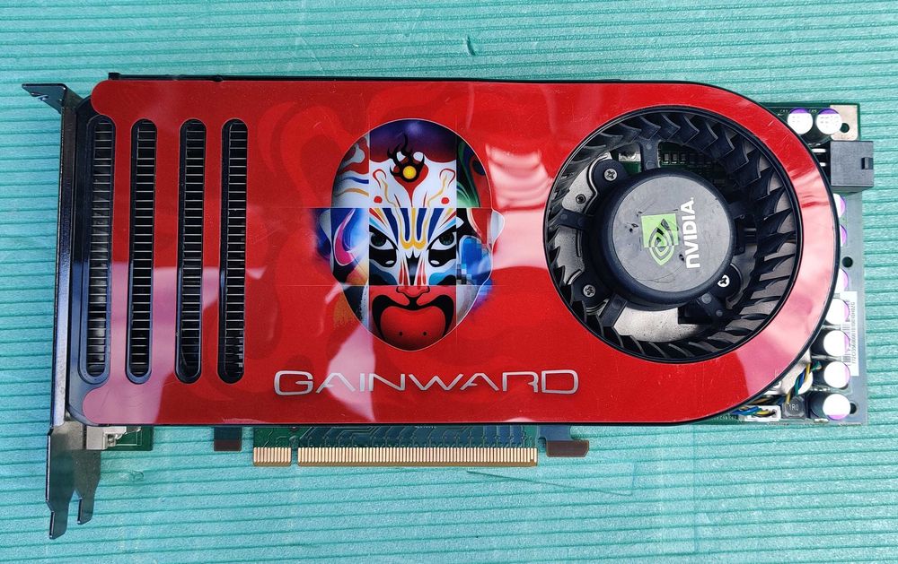 Відеокарта Gainward Bliss 8800 GTS