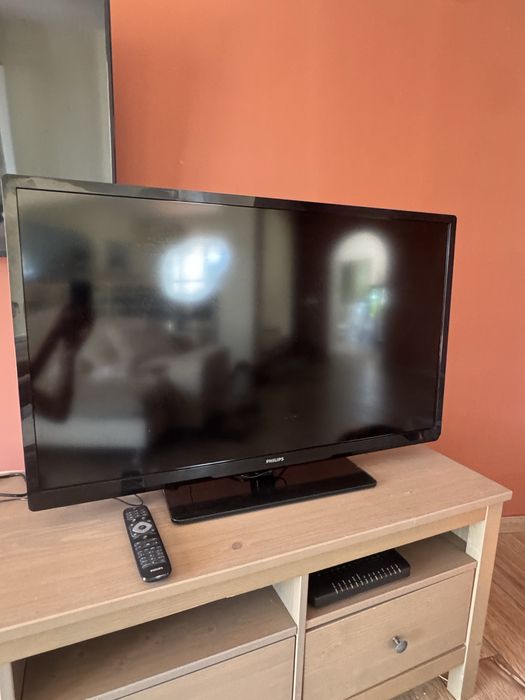 TV Philips LCD como nova