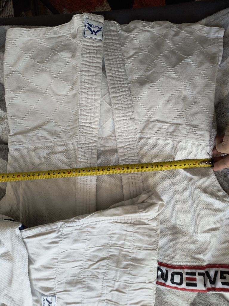 Judoka galeon 130