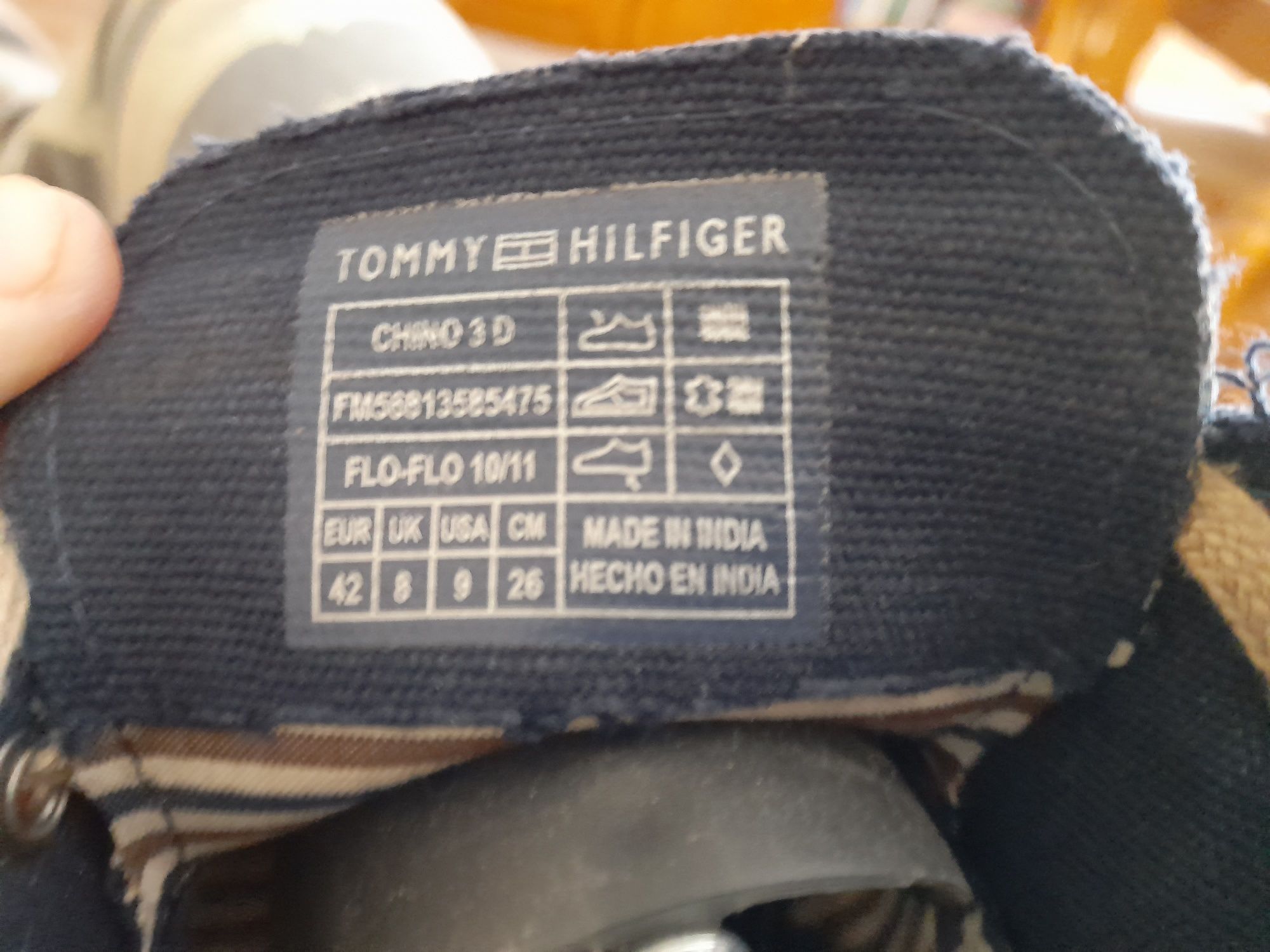 Tommy Hilfiger buty żeglarskie rozmiar 42
