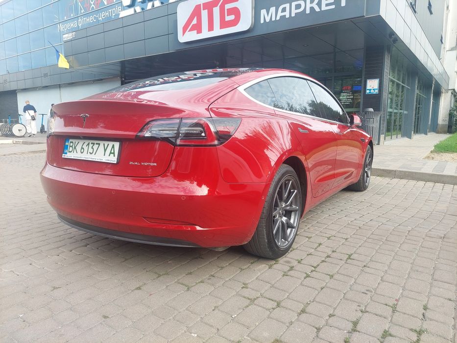 Продам TESLA model3 LR