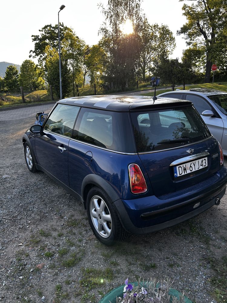 Mini cooper r50 1.6 benzyna