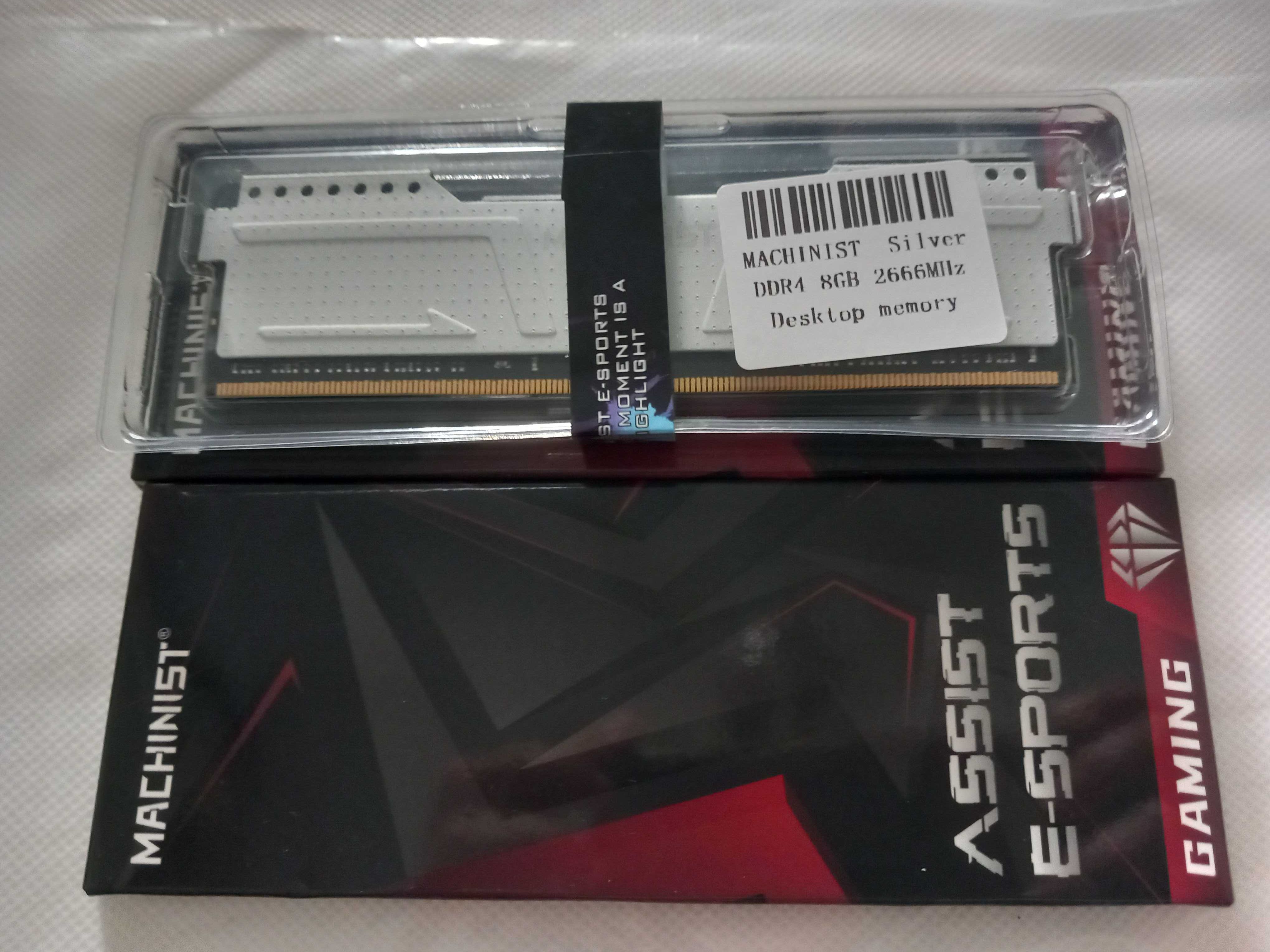Memórias de 16GB (2x8GB) DDR4 2666MHz NOVO Brancas