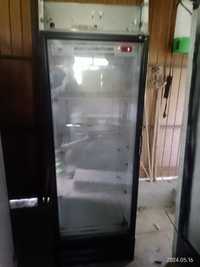 Продам холодильний шкаф для напоїв VS
