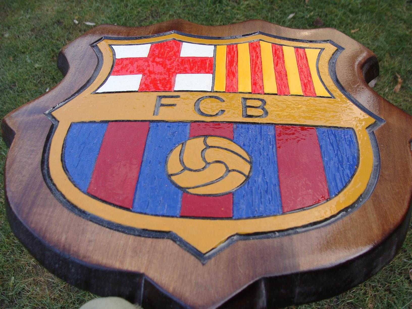 FCB FC Barcelona Ręcznie rzeźbione logo w drewnie. UNIKAT