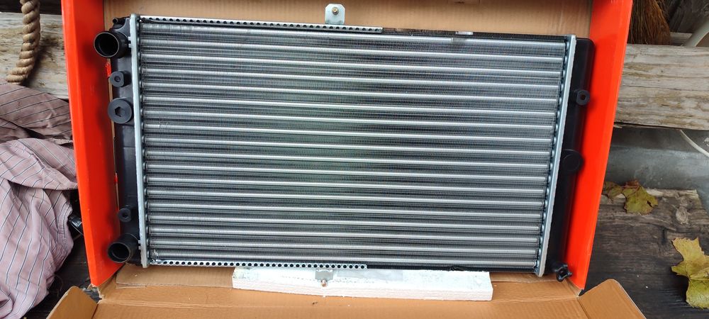 Радиатор охлаждения ваз 2110,2112...