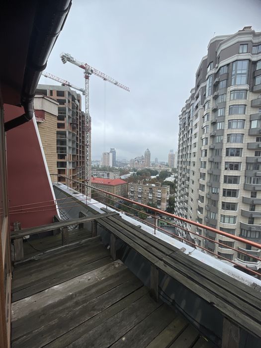 Продам 2 кімн.квартира 56 м.кв, 18 поверх, метро Печерська