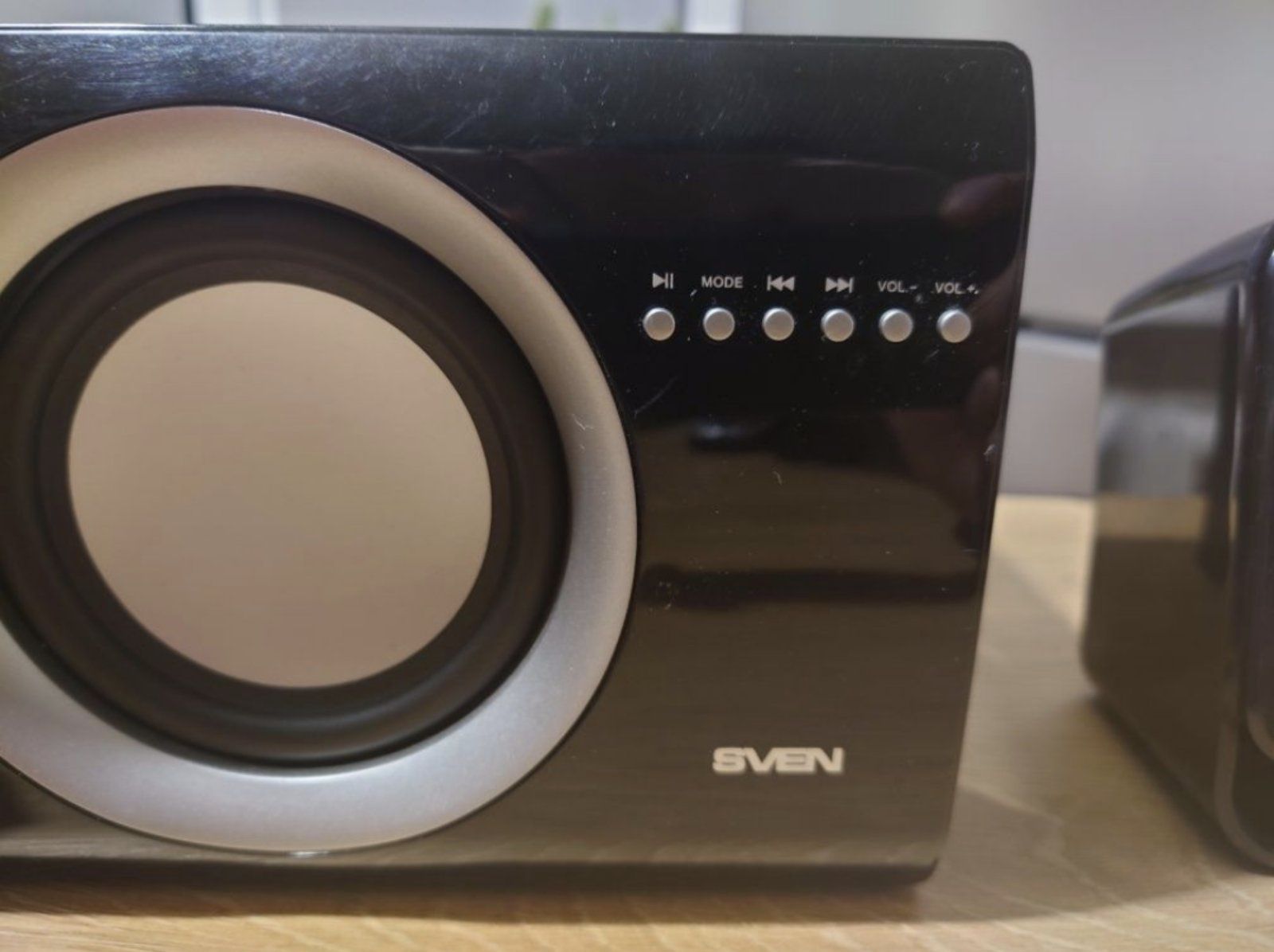 Мультимедийная акустическая система Sven MS-300