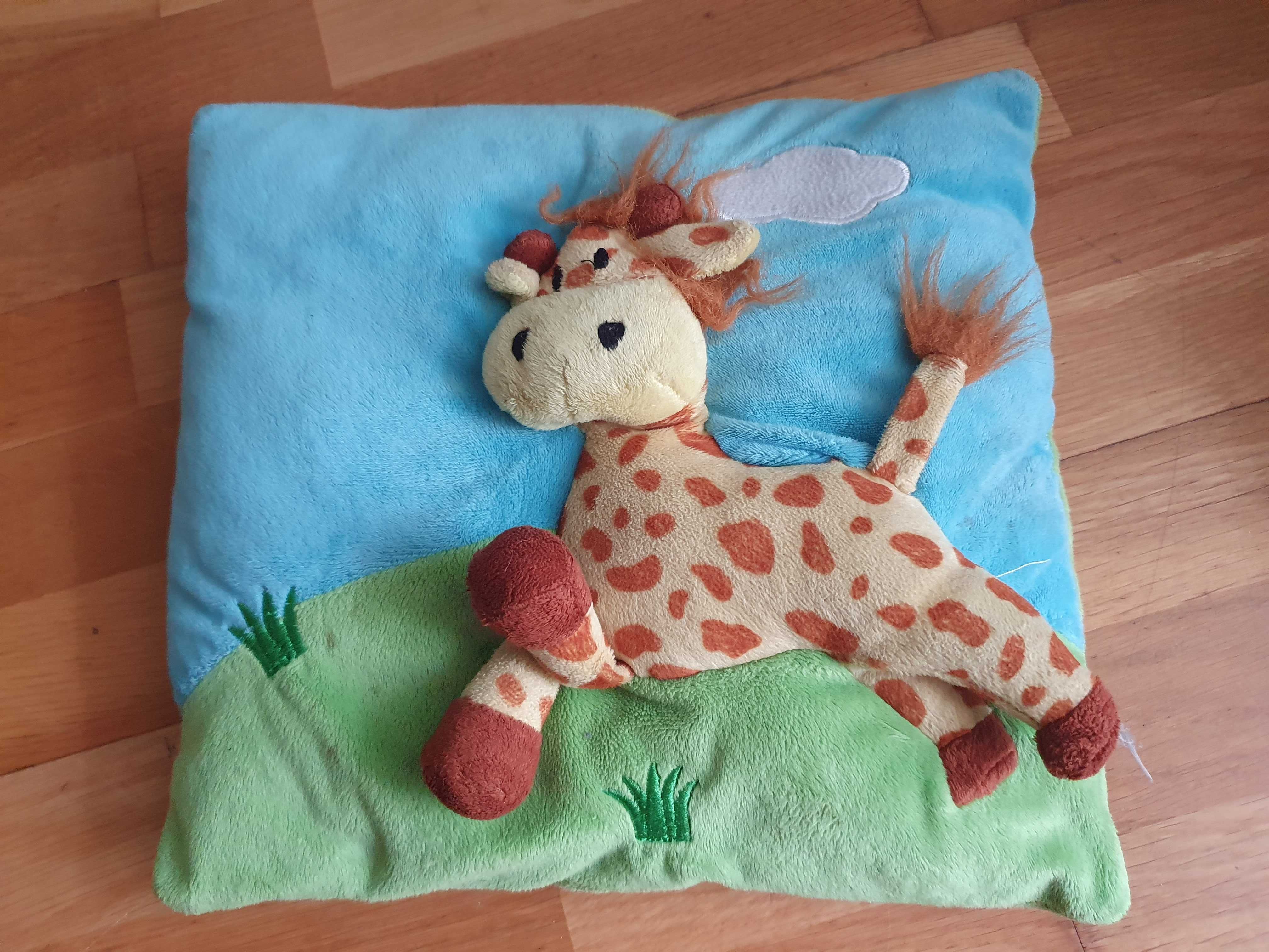 Poduszki dekoracyjne z żyrafą i koniem